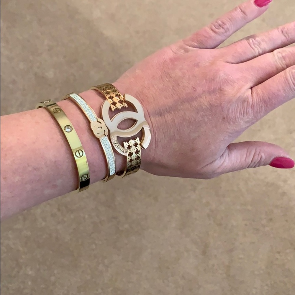 FUN FASHION ROSE GOLD BRACELETS! STAINLESS STEAL - Picture 8 of 8